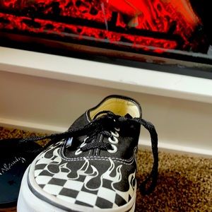 Vans Authentic’s Checkerboard with Flames